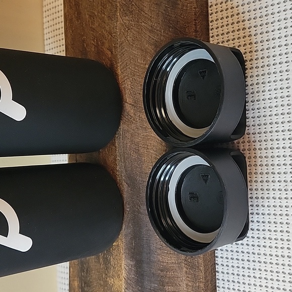 Peloton Glass Water Bottles - Picture 5 of 6